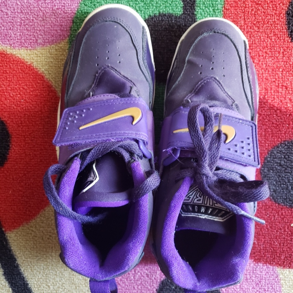 Diamond Turf- worn about 5x